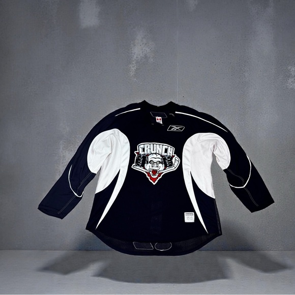 Vintage Syracuse Crunch Size 56 Reebok Blue AHL Goalie Jersey Hockey Collectible - Picture 2 of 12